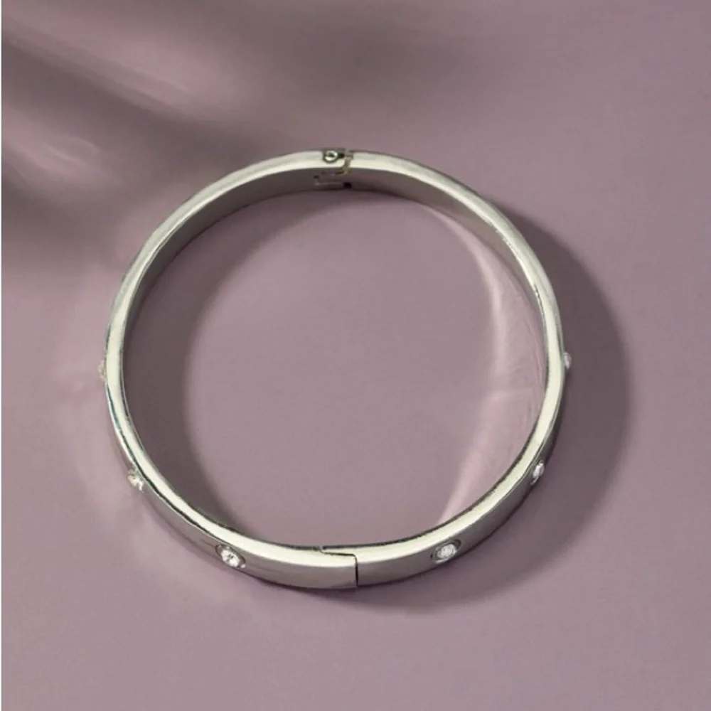 Silver Rhinestone Bangle (7107)